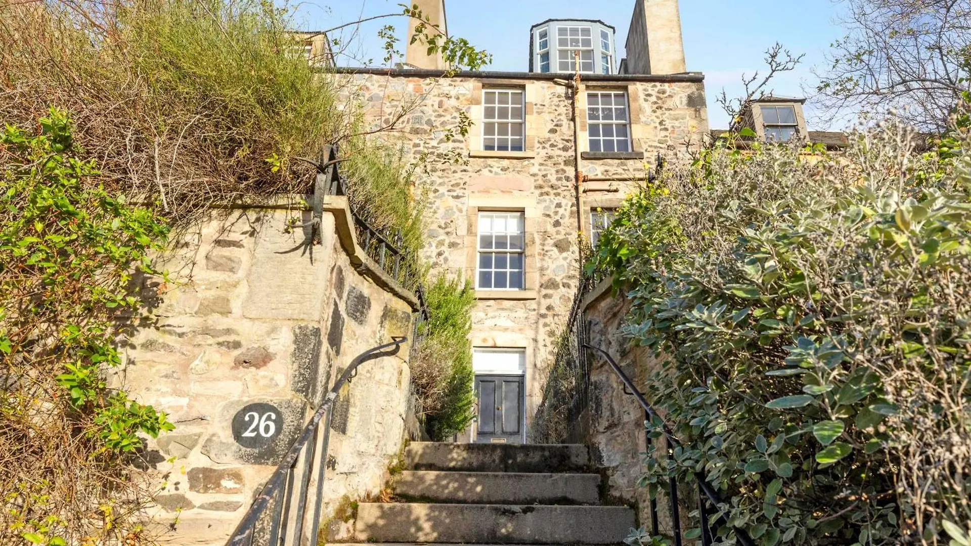 Apartmán Joivy Beautiful Apartment, Private Garden, Calton Hill Edinburgh