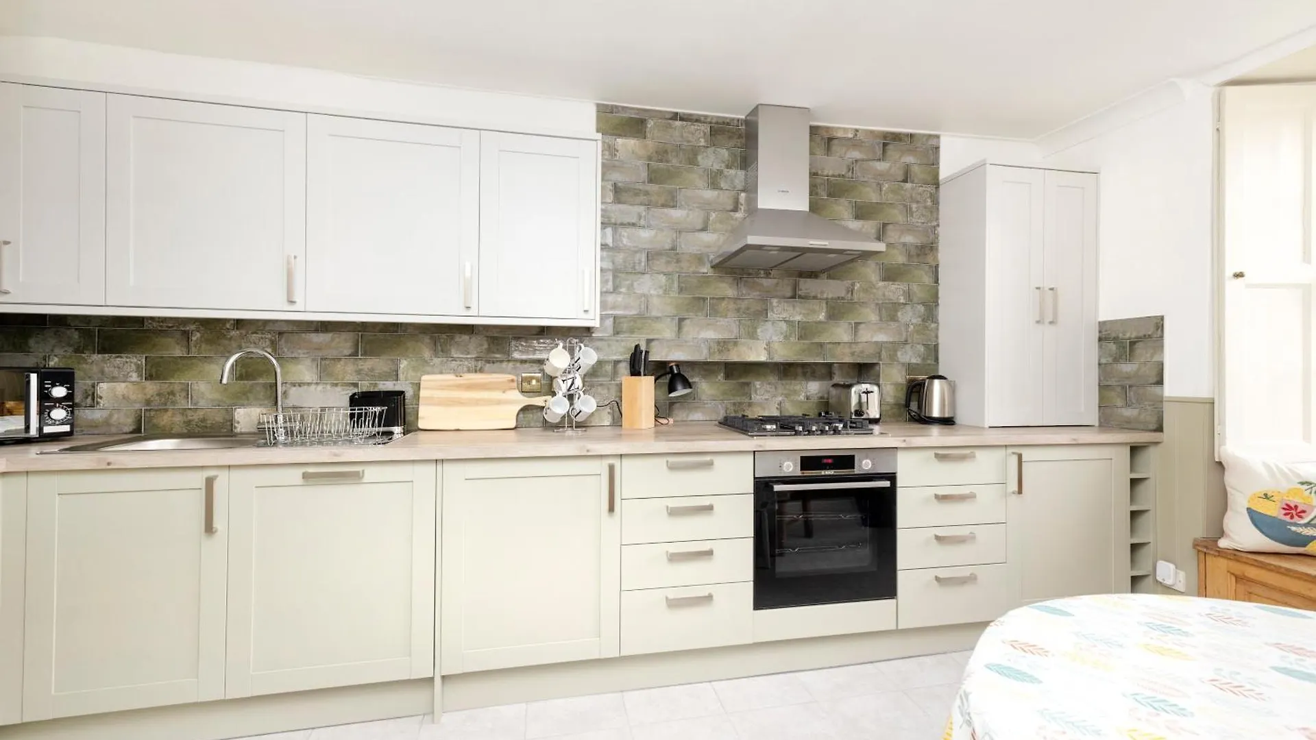 Joivy Beautiful Apartment, Private Garden, Calton Hill Edinburgh